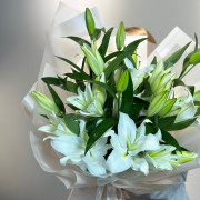 Белая лилия