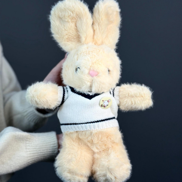 Заяц бежевый