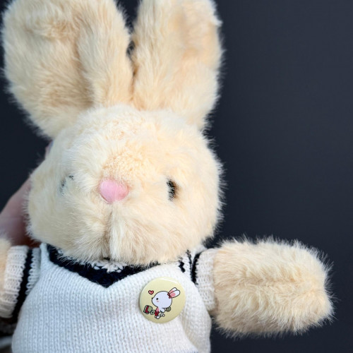 Заяц бежевый