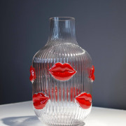Ваза Поцелуй